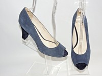 Clarks Blue Suede Peep Toe Shoes Uk Size 7. One Pair Only - Store Return Clarks Blue Suede Peep Toe Shoes Uk Size 7. One Pair Only - Store Return