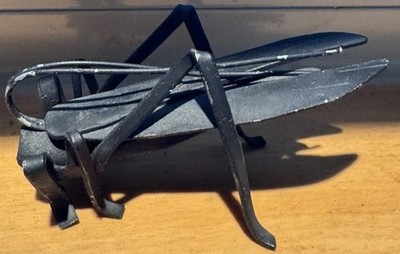 VTG Metal Grasshopper Sculpture Figurine Black Iron Insect Decor Detailed Weld
