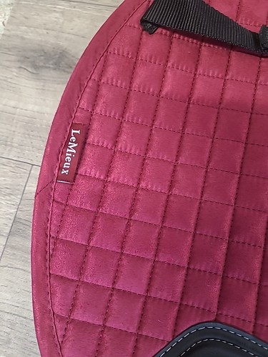 LeMieux GP Schabracke, Größe S/M, weinrot? (ref 193G) - Bild 4 von 7