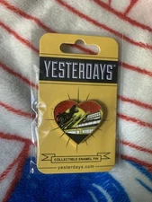 Yesterday’s SDCC 2025 Friday Heart Pin