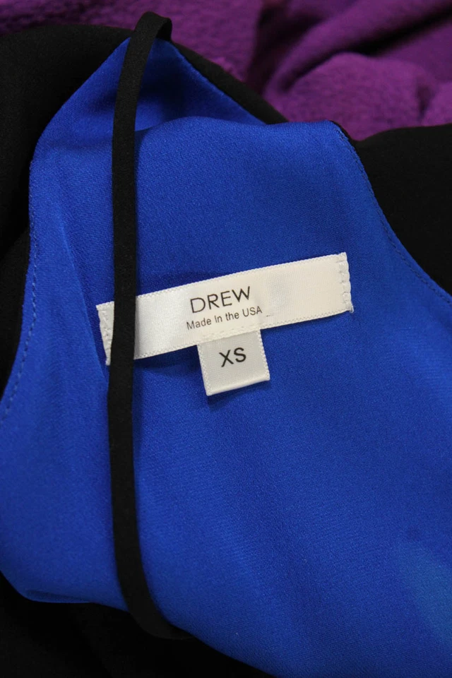 Blusa sin mangas Drew para mujer con textura correa de espagueti cuello redondo negra talla XS Foto 4 de 4