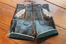 Kurze neu[wertig]e schwarze Pfadi Lederhose G...