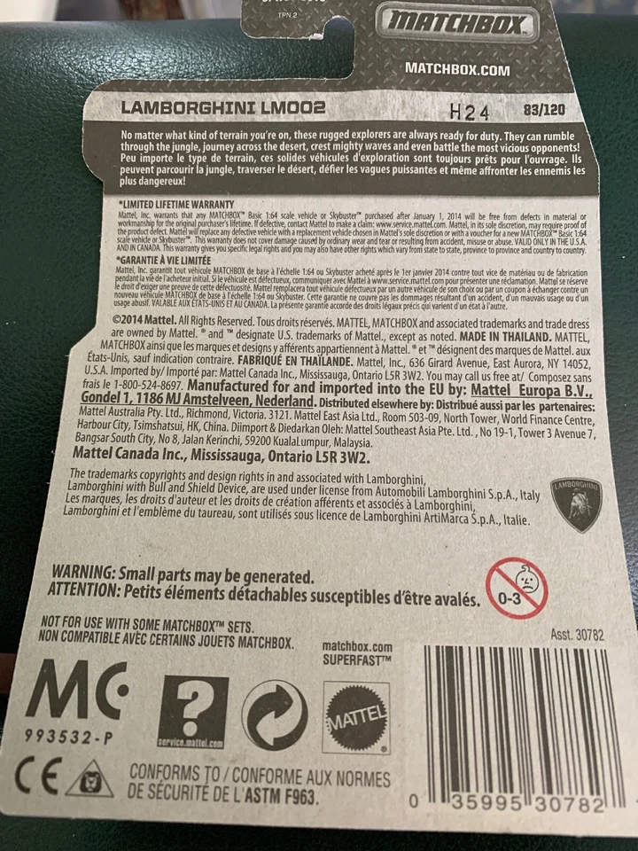 Camioneta pickup Matchbox #83 Lamborghini LM002 SUV amarilla MBX Explorers Foto 3 de 3