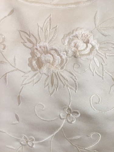 Oleg Cassini Off White/Ivory Wedding Pageant Communion Flower Girl Dress Size 6 - Picture 5 of 10