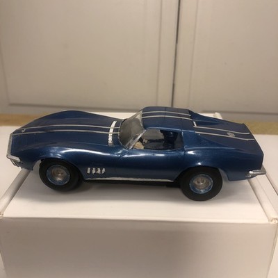 RARE Vintage Deep Blue Revell 1969 Mako Shark Long Nose Corvette Slot Car Nice