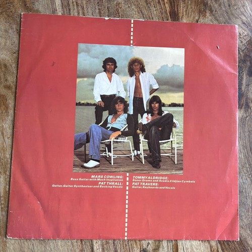 PAT TRAVERS BAND - HEAT IN THE STREET VG+/EX- VINYL LP / UK FIRST/PRINTED INNER - Picture 10 of 11