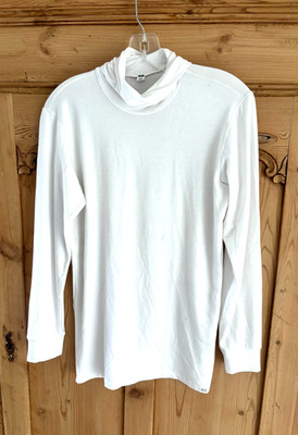 Uniqlo  Adult Size Small Heattech Extra Warm Turtleneck Long Sleeve Shirt