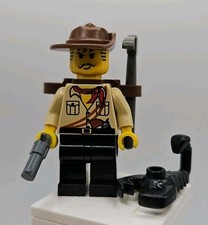 Lego Adventurers Johnny Thunder Minifigure Desert adv010 mf2