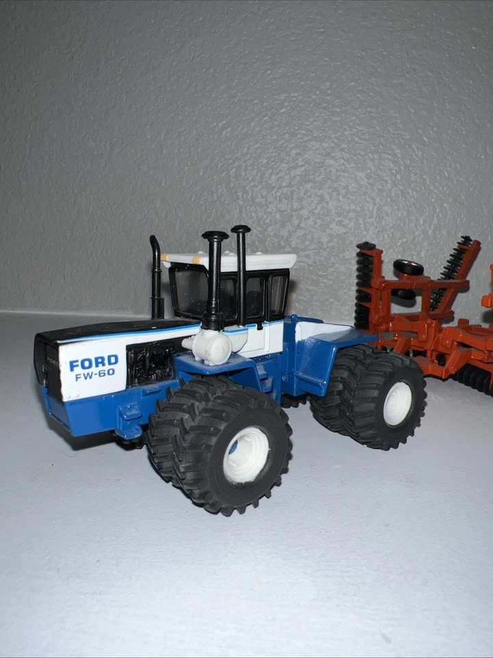 Custom Ford FW-60 Tractor, 1:64 Scale, With Allis Chalmers 2600 Tandem Disk - Image 2 of 4