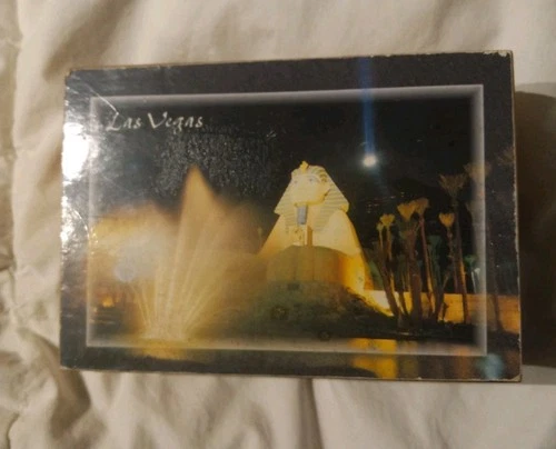 Cedar Box Has Picture Of  LAS Vegas on Top