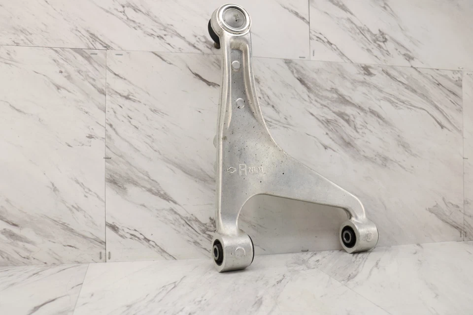 09-13 INFINITI G37 SEDAN RWD ONLY REAR RIGHT PASS SIDE UPPER CONTROL ARM UCA OEM - Image 4 of 4