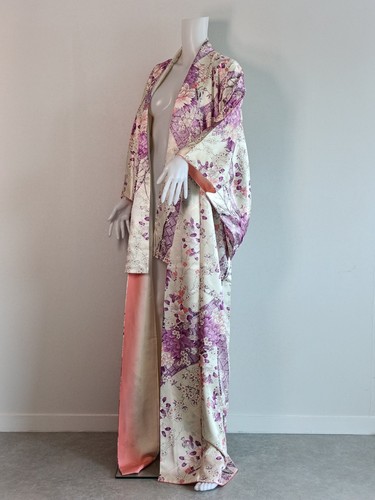 Kimono Robe / Japanese Elegant Floral Patterned Silk Vintage Kimono ...