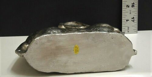 Vintage Style Faux Tin Rabbit Bunny Chocolate Cookie Mold Figurine - Picture 4 of 7