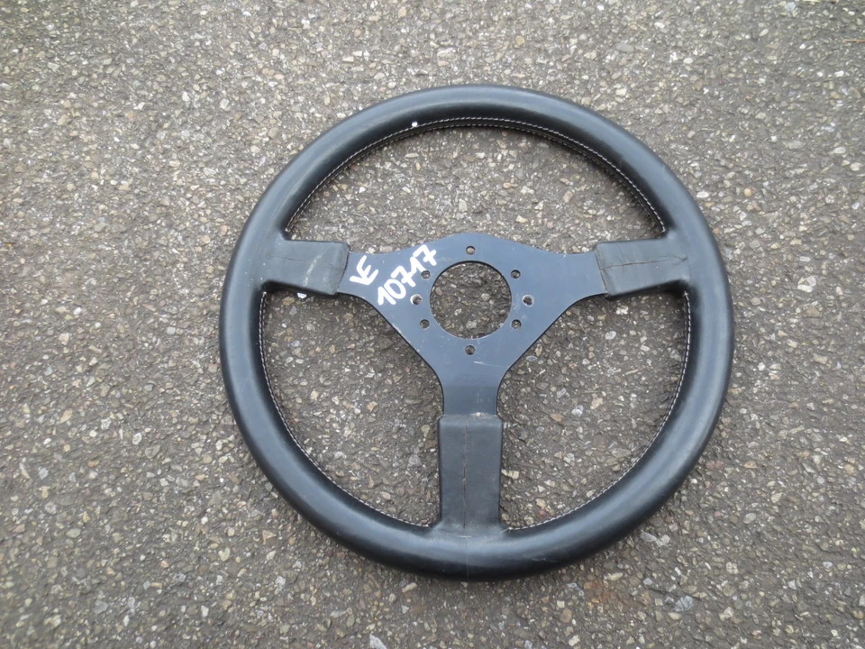 MOMO Typ C36 Lederlenkrad KBA70023 #10717 - Bild 2 von 4