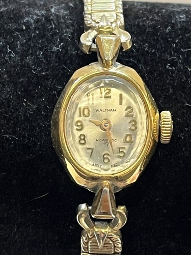 Montre Waltham vintage lot 17 bijoux pour pièces ou réparation - Photo 2/9