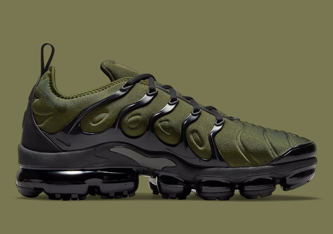 Nike Vapor Max Black And Green Vapormax Nike Air Vapormax Plus