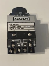 NEW IN BOX AGASTAT TIMING RELAY  120V 20-200 SEC 7012AE