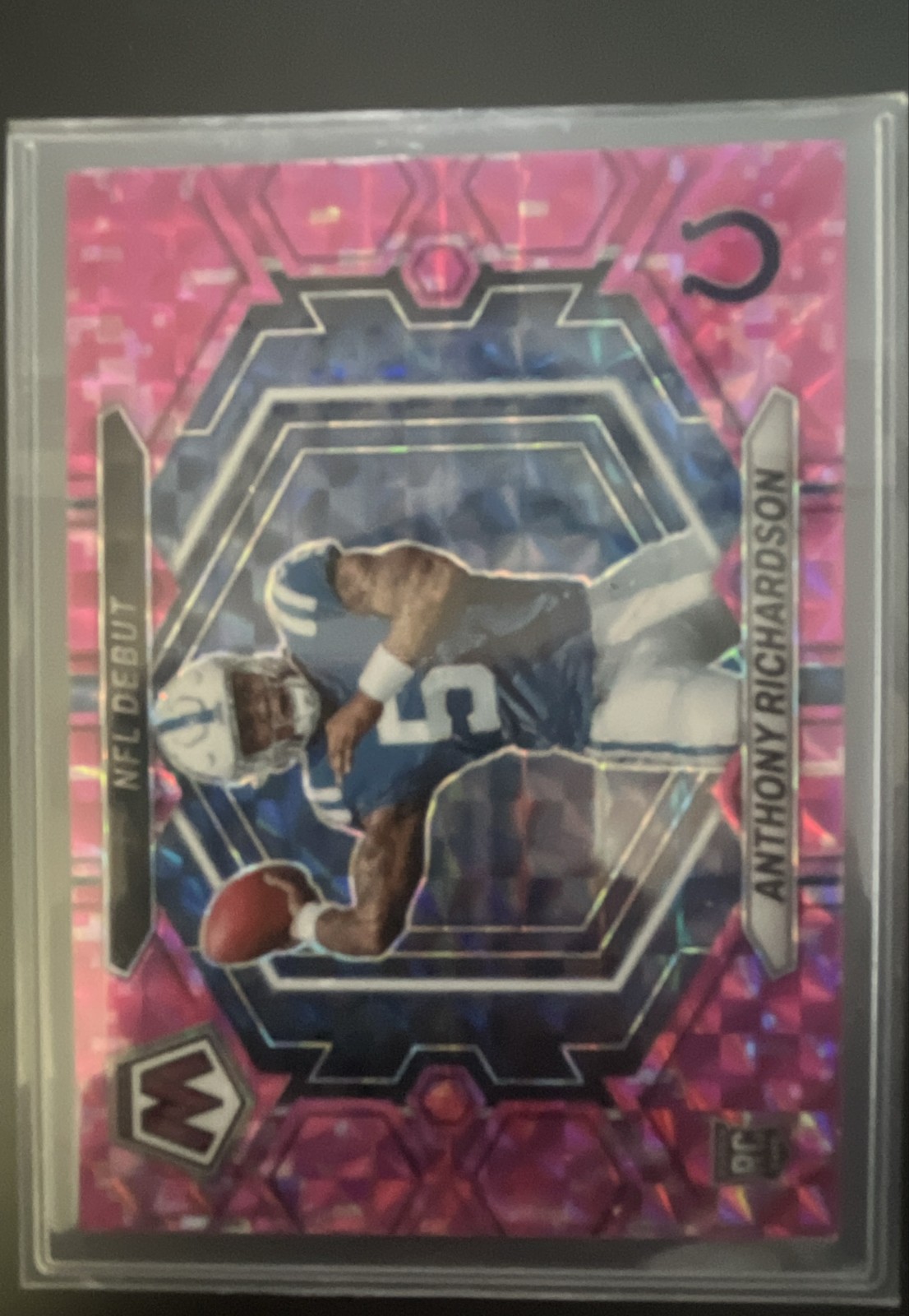 2023 Mosaic - Nfl Debut Anthony Richardson #ND-5 Camo Pink Mosaic Prizm (RC)