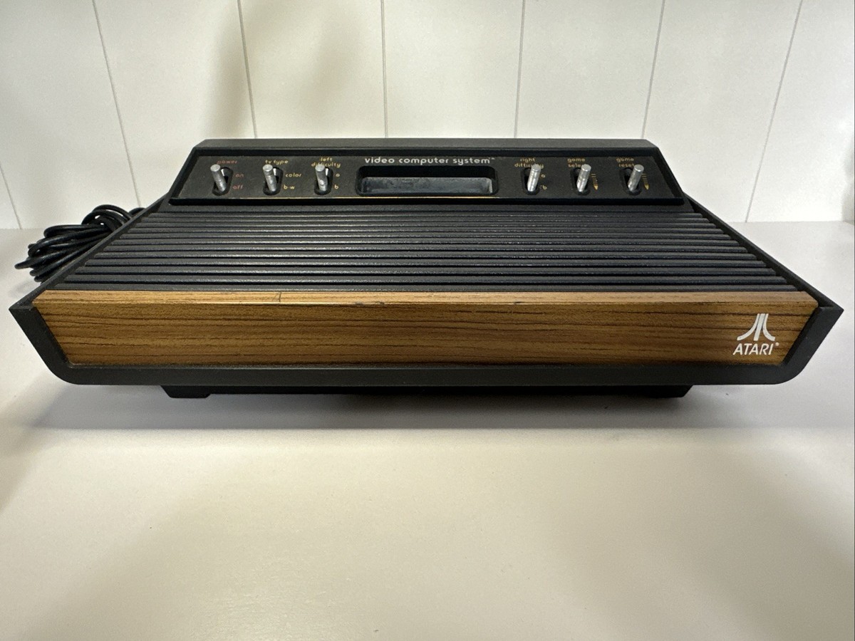 Woodgrain Atari 2600 VCS CX-2600 6-Switch RF Cable Console