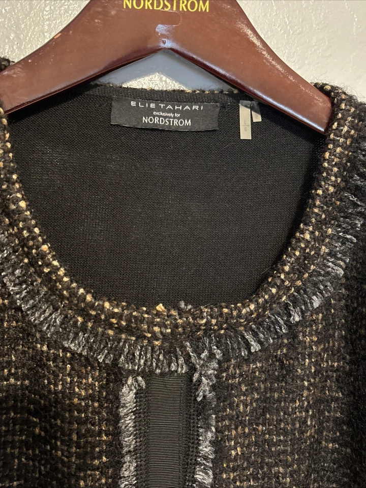 Elie Tahari Women's Cardigan Sweater Size L Extra Fine Merino Wool - Image 2 of 4