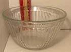 Vintage Pyrex mixing bowl 5.5 inch ribbed 3 cup 750 ml # 7401-s Clear