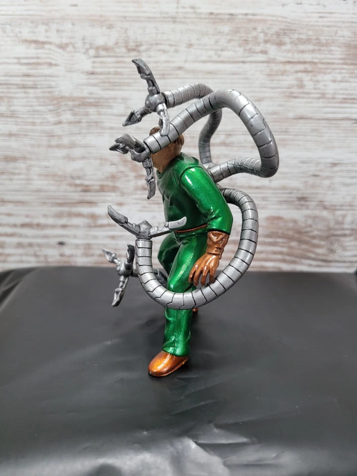 MARVEL HEROS - Titanium Series - Die Cast - DOCTOR OCTOPUS - 2006 - Image 2 of 4