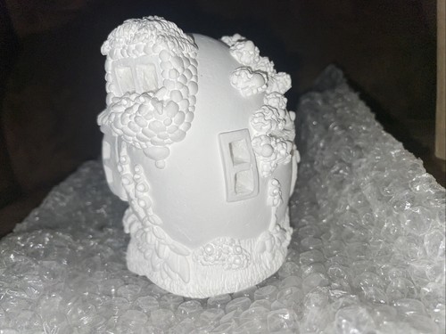 California Creations-Holly Hock Egg House-90342-Made In Thailand-To Be Painted* - Picture 5 of 23