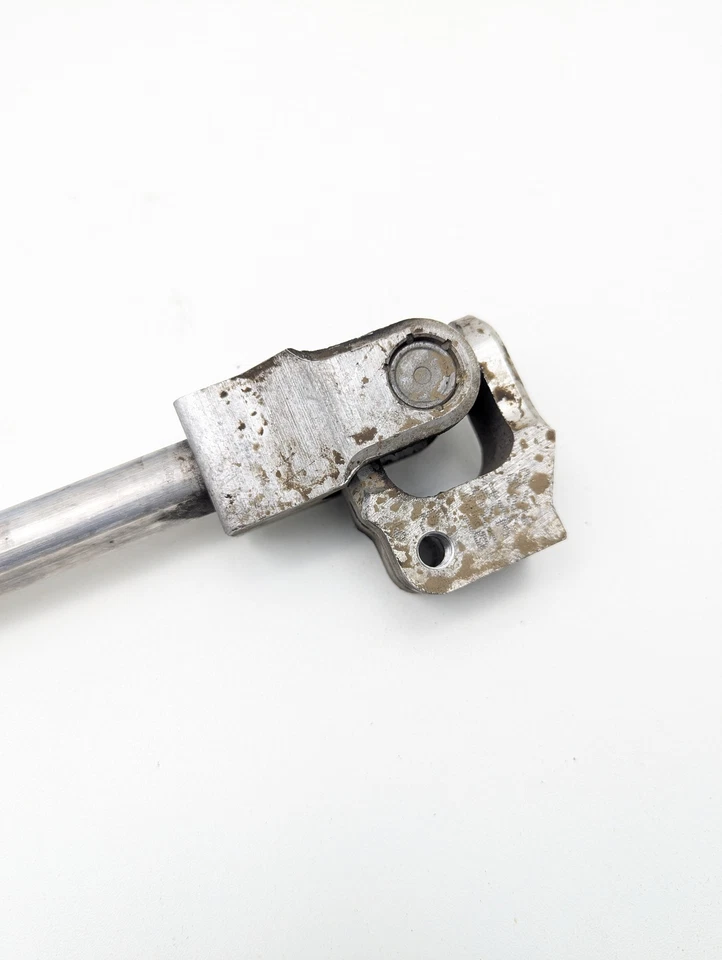 BMW 228i 320i 335i F30 F32 2012-2019 columna de dirección eje intermedio de unión en U Foto 2 de 4