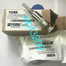 025-43553-000 YORK Flow Switch NEW FedEx or DHL