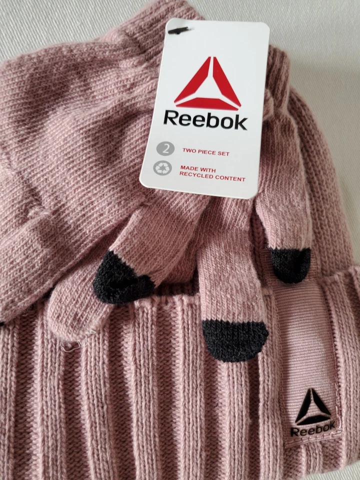 Conjunto de chapéu e luvas Reebok para meninas rosa 3-7 - Imagem 3 de 4