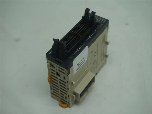 Omron CJ1W-OD263 CJ1WOD263 Output Unit 30 Days Warranty Expedited Shipping
