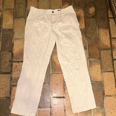 Dockers D2 Men's White Twill Cotton Chino Pants Slim Straight Flat Front 34 - Image 1 of 4