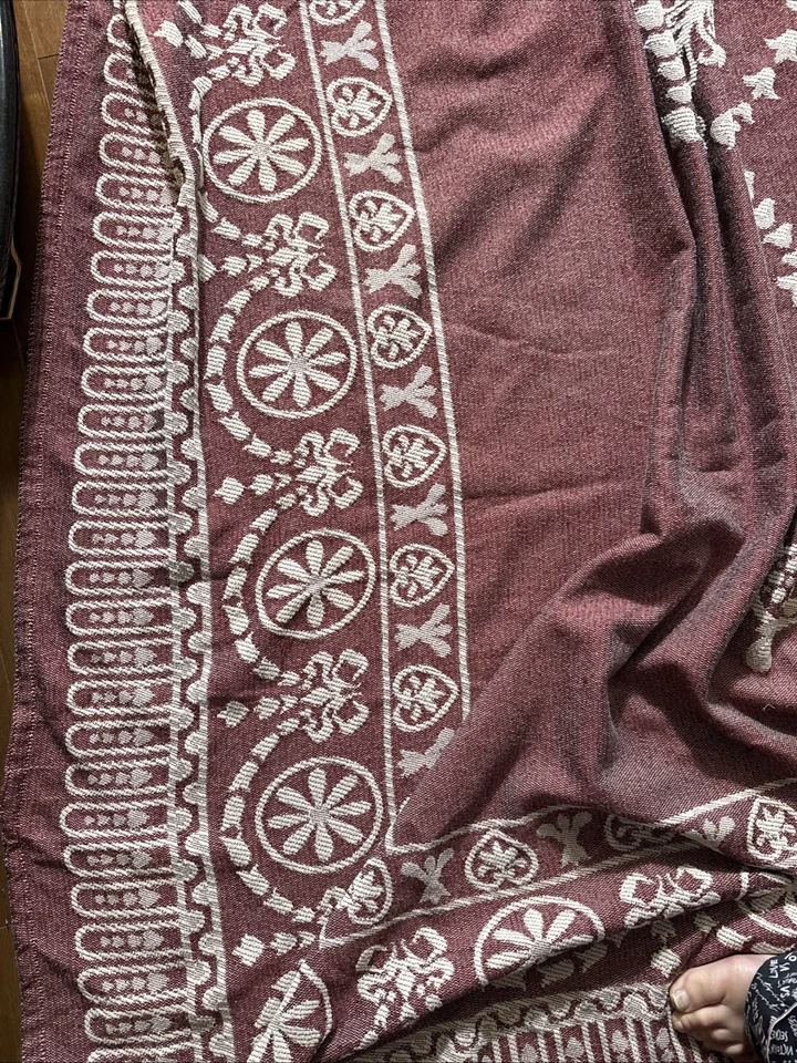 Colcha de colección 3 piezas superior tejida jacquard medallón rojo KING y 2 horas Fundas Foto 4 de 4