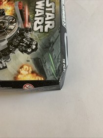 Sealed LEGO Star Wars: TIE Striker Microfighter (75161) Shelf Wear Ek47