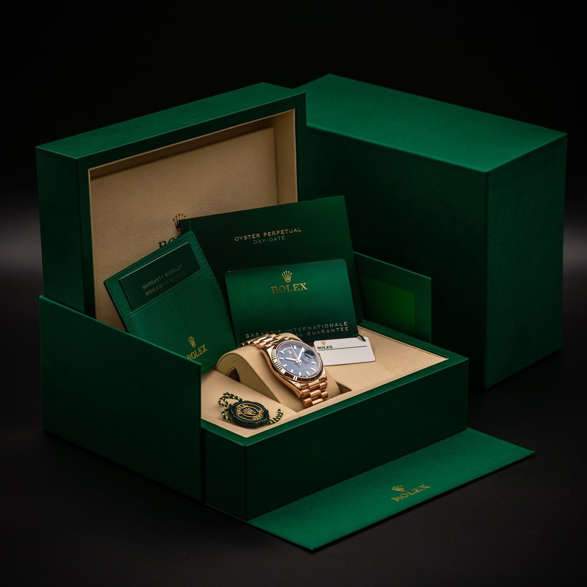 Rolex Day-Date 128235 Everose Gold Blue-Green Diamond 36mm