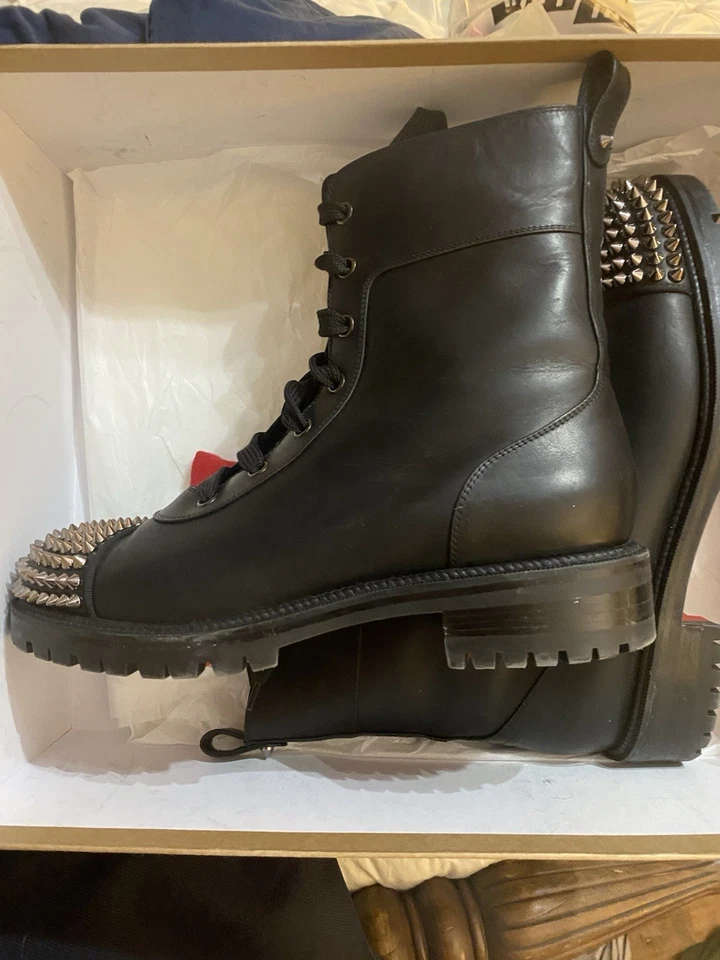Christian Louboutin TS Croc Botas Planas de Cuero Negro con Pico Talla 38.5 Foto 3 de 4