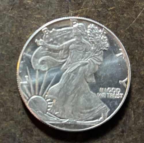 (1)  Living Bullion 1 Oz. 999 silver Round - Walking Liberty - No Res