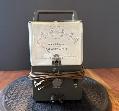Heathkit CM Series Direct Reading Capacity Meter Vintage Capacitor Tester B167