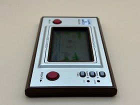 Nintendo Game & Watch PARACHUTE  PR-21 1981 w/ Box