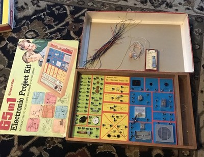 VTG Radio Shack Tandy 1972 Science Fair 65 in 1 Electronic Project Kit + Manual