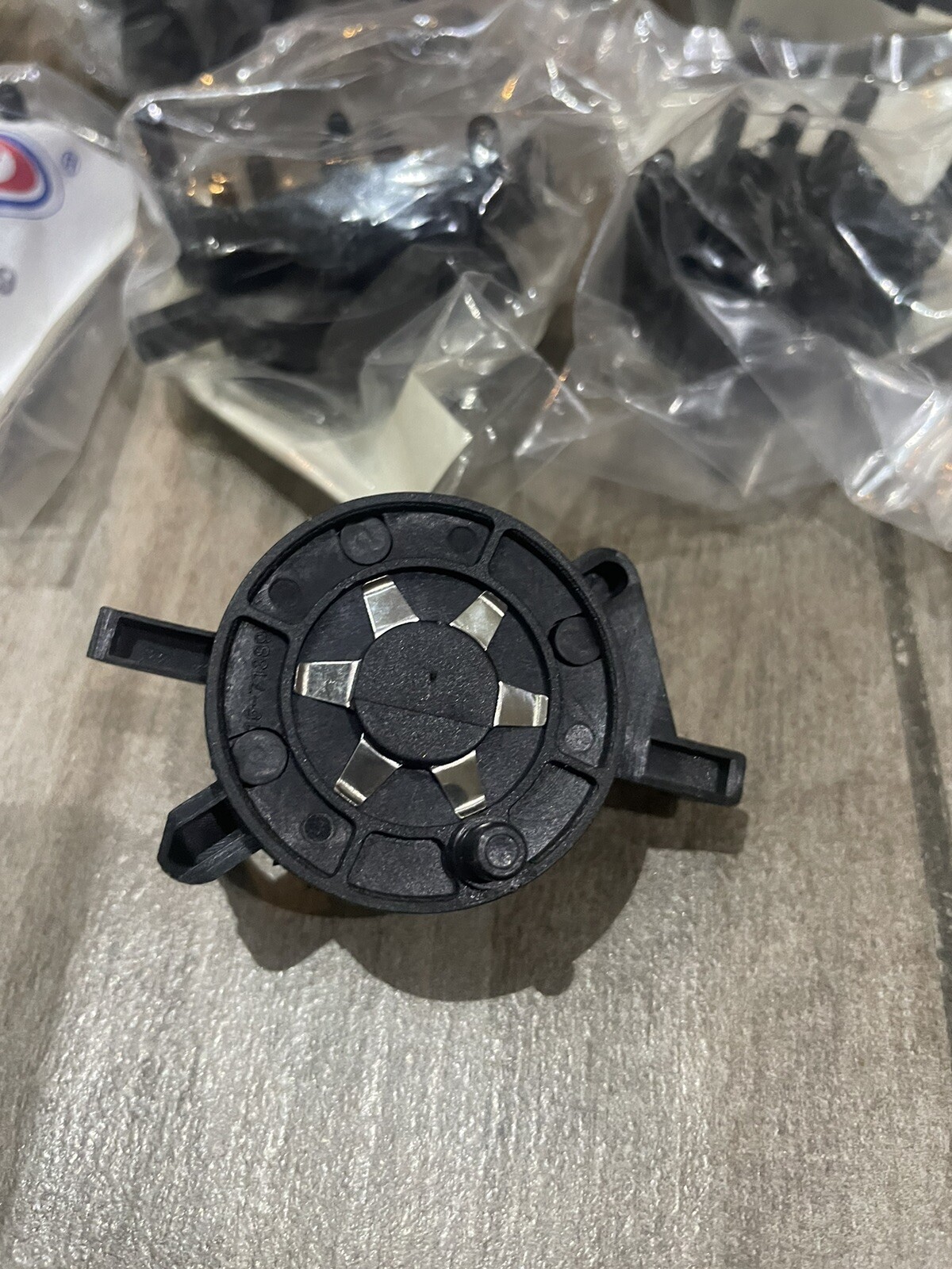 10 Of NEW Chevy Vacuum Control Valve 1571389 Taiwan eBay