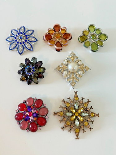 Monet Brooch Mixed Lot Starburst Blue Pink Green Orange Faux Pearl Yellow 7 pc - Picture 3 of 13
