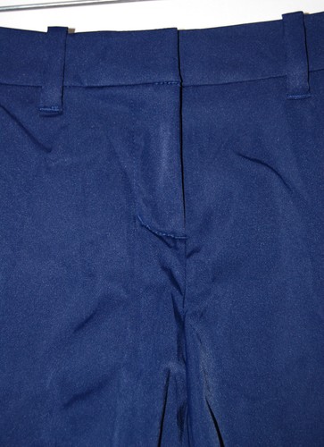 Pantaloncini da golf corti blu navy nuovi con etichette PGA TOUR donna tinta unita piatto davanti taglia 2 - Foto 5 di 13