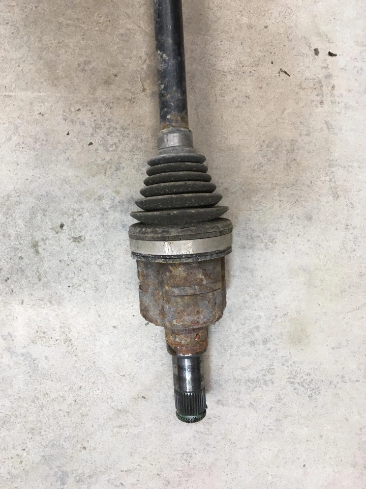 18 CHEVY TRAVERSE Axle Shaft - Image 2 of 3