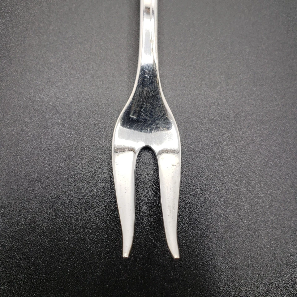 Vtg Meriden Silverplate Small Fork 5.25" First Lady Pattern - Image 2 of 4