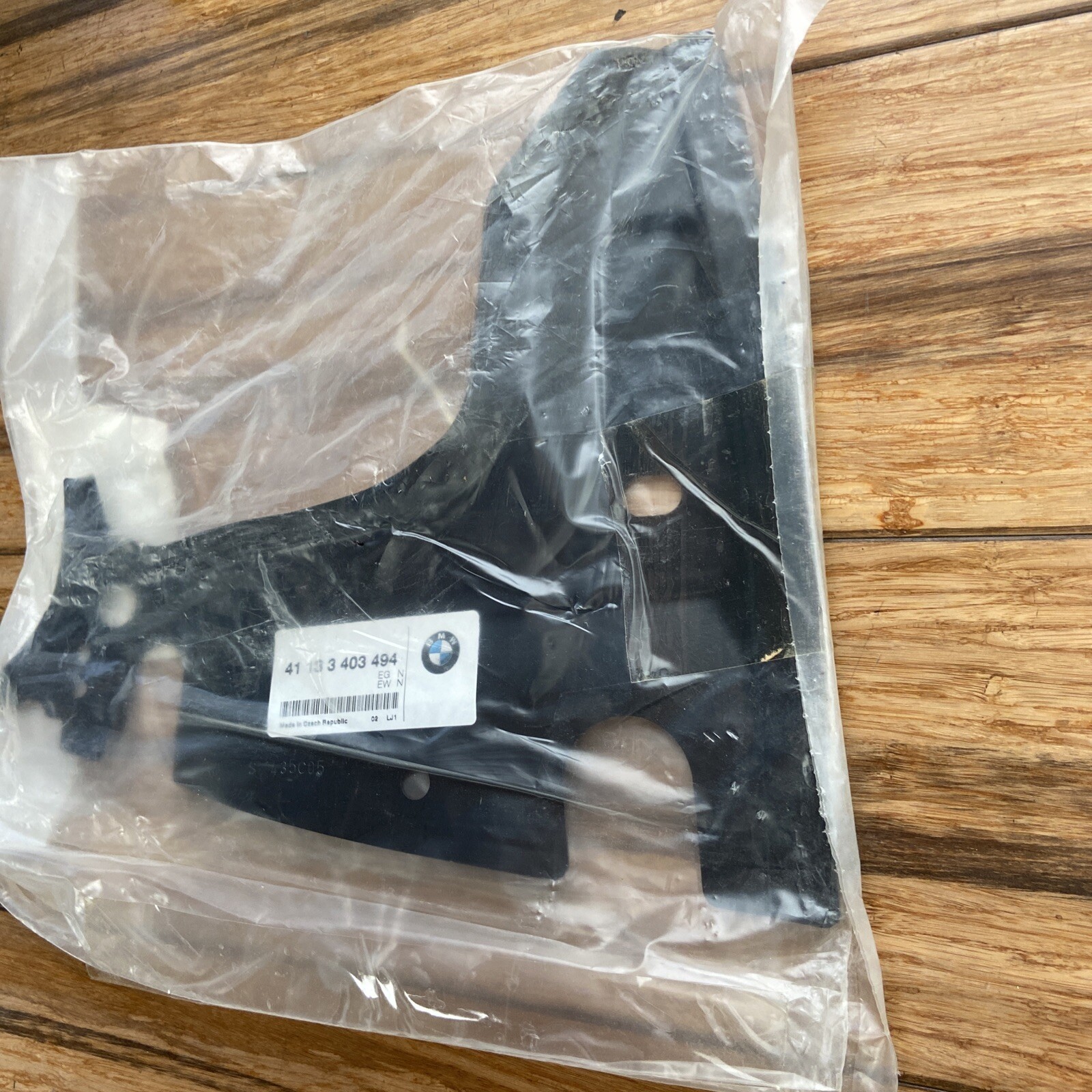?06-09 Original BMW X3 41133403494-schliessblech aggregates Room 
