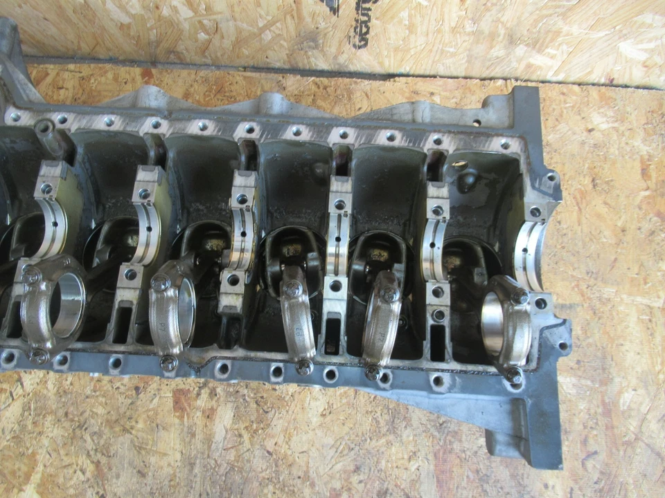 Conjunto de bloque de motor BMW E90 E91 E92 E93 E88 E82 N52 OEM 328I 128I Foto 4 de 4