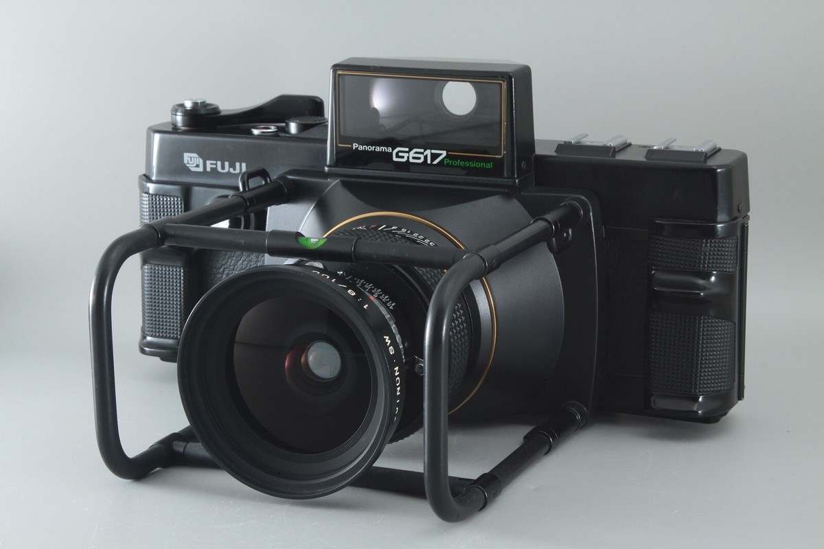 Excellent* Fujifilm G617 Pro Panorama Film Camera w/ Case