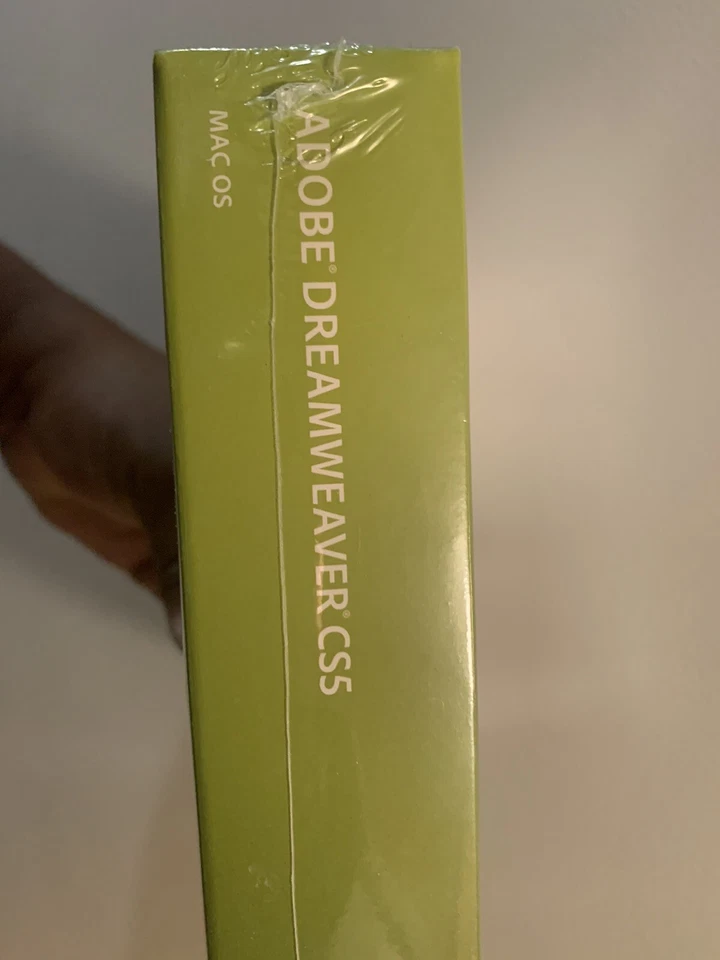 Adobe Dreamweaver CS5 Mac OS Education Edition Serial Inside Brand New - Sealed - Image 3 of 4