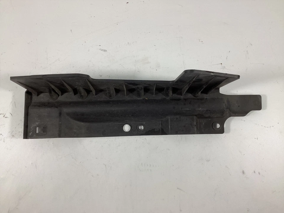 2013 - 2016 Kia Cadenza Left Driver Side Air Guard Assy 21936-3R500 OEM . - Image 3 of 4